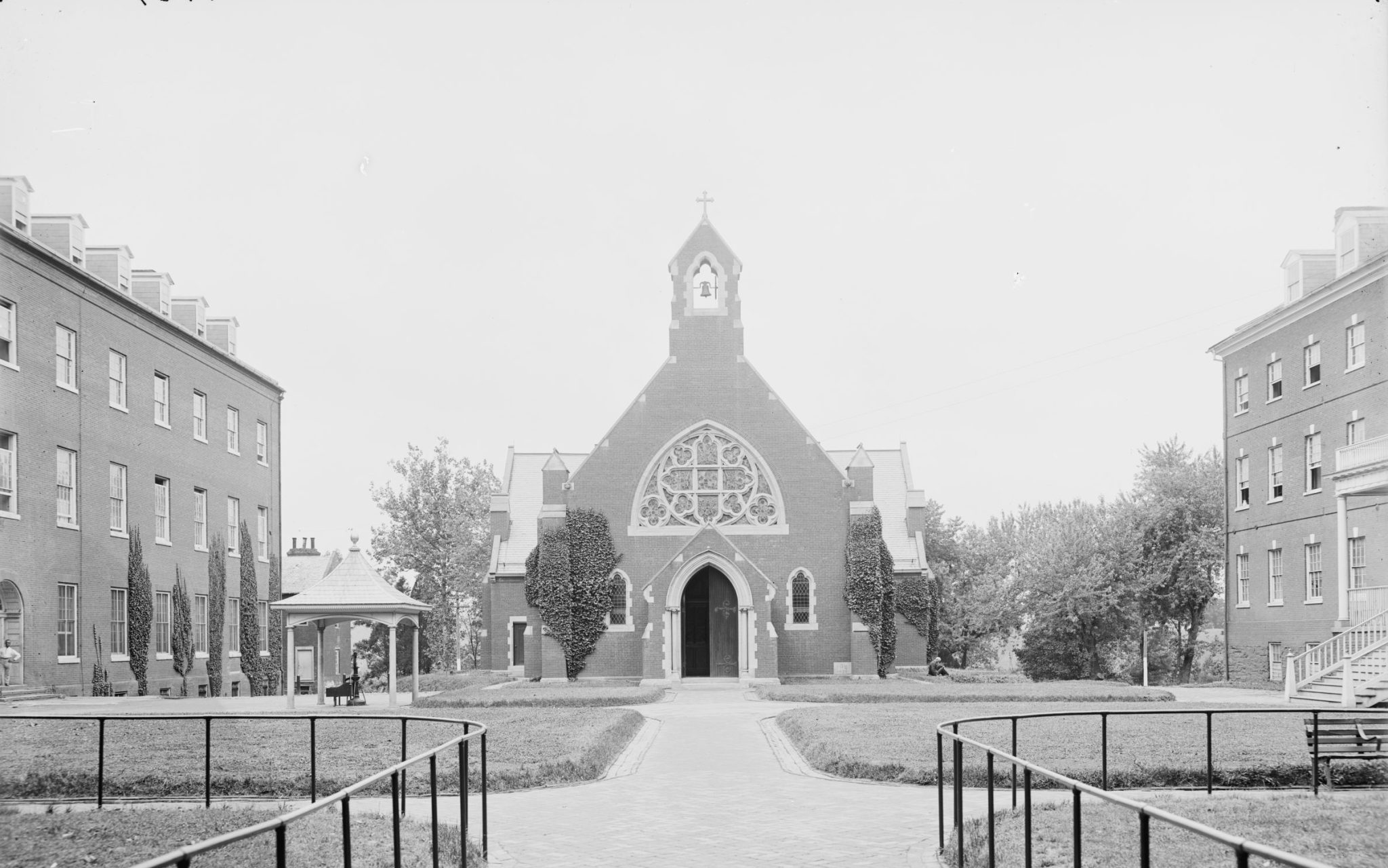 image of church in black and white